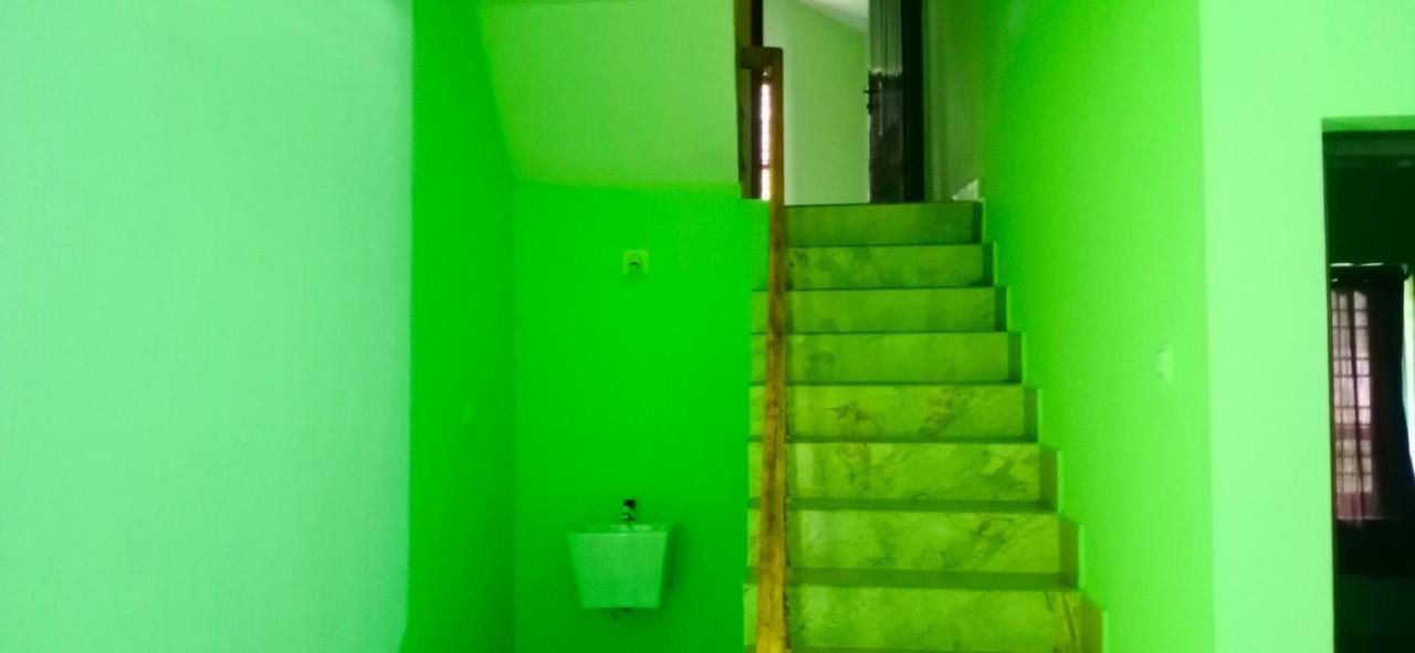 Empire Homestay Kalpatta Buitenkant foto