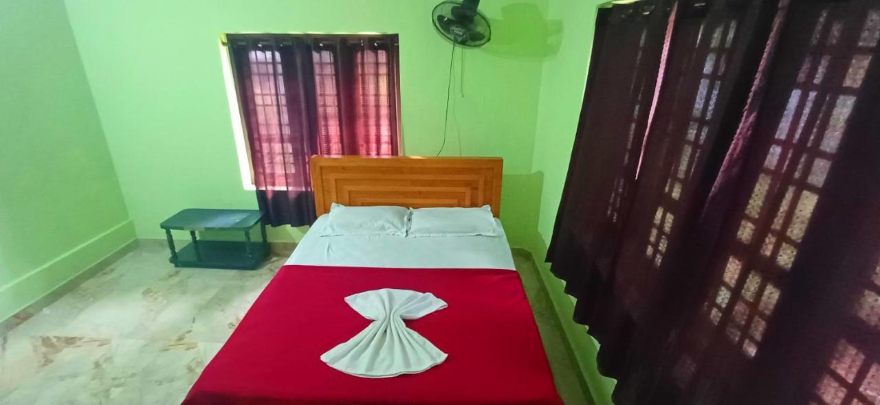 Empire Homestay Kalpatta Buitenkant foto