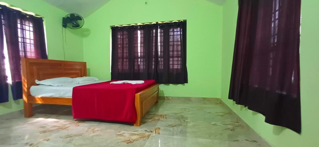 Empire Homestay Kalpatta Buitenkant foto